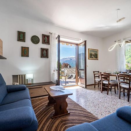 Lake View Apartment With Balcony And Parking - Larihome A25 Джера-Ларіо Екстер'єр фото