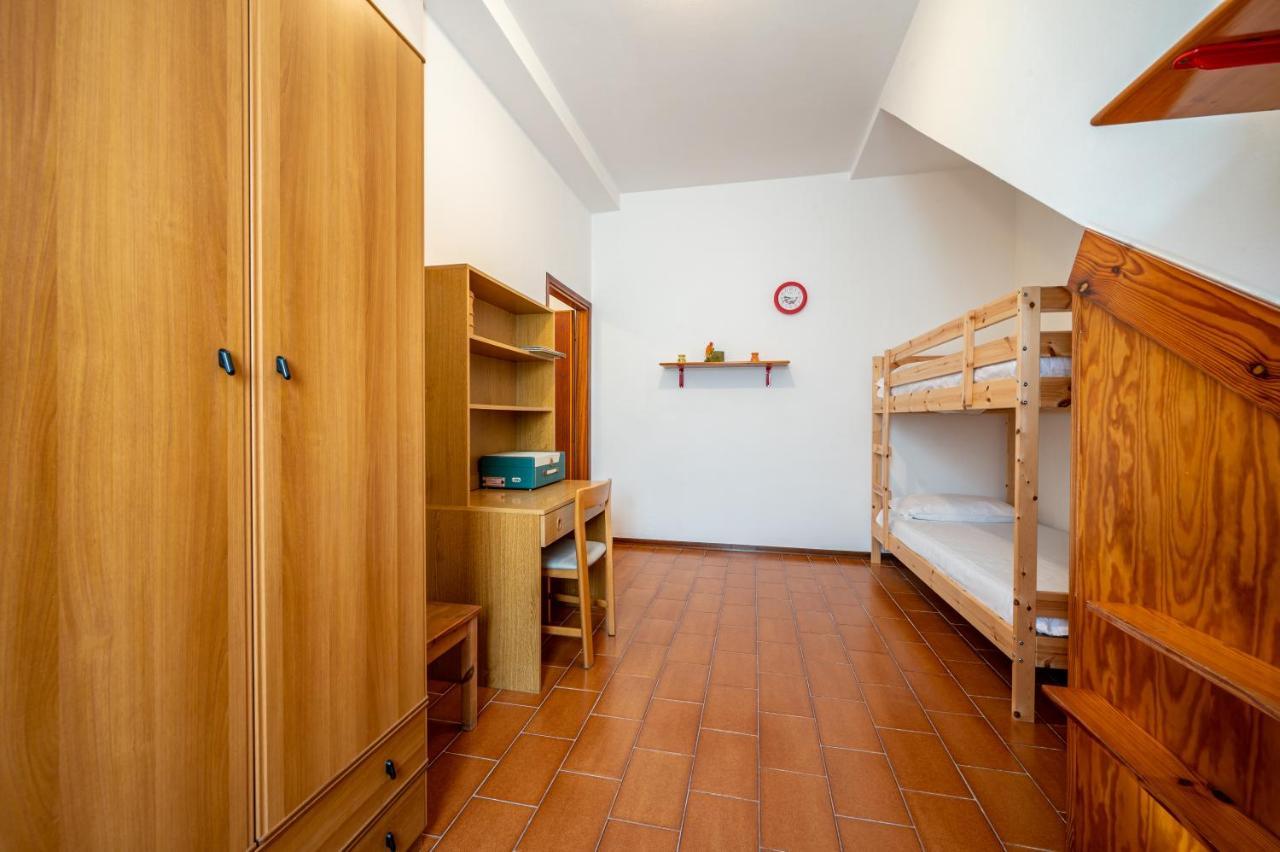 Lake View Apartment With Balcony And Parking - Larihome A25 Джера-Ларіо Екстер'єр фото